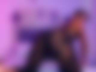 Lauren Saenz's Live Sex Cam Show
