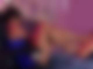 Lauren Saenz's Live Sex Cam Show