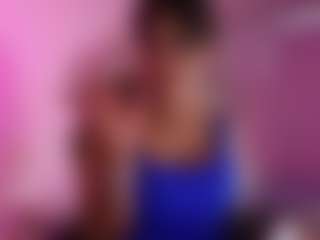 Lauren Saenz's Live Sex Cam Show