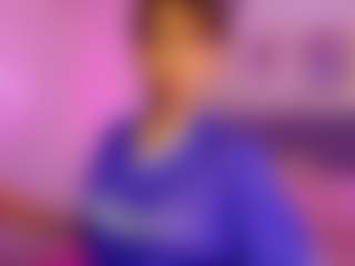 Lauren Saenz's Live Sex Cam Show