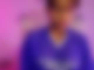 Lauren Saenz's Live Sex Cam Show