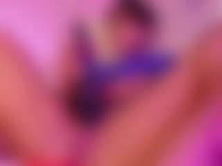 Lauren Saenz's Live Sex Cam Show