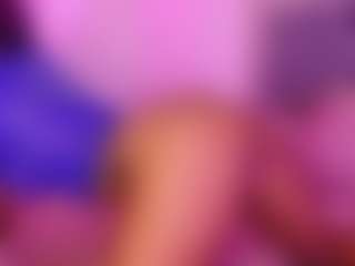 Lauren Saenz's Live Sex Cam Show
