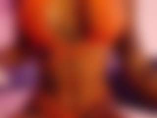 Live cam show with Lauren Saenz - Black MILF on instabang
