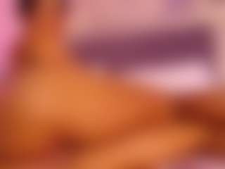 Live cam show with Lauren Saenz - Ebony MILF on Soda Cam