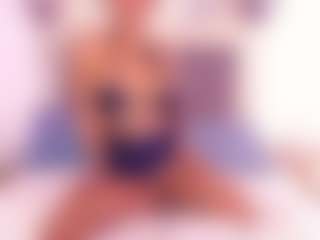 Live cam show with Lauren Saenz - Fit on crypto-cams