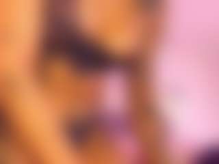 Lauren Saenz's Live Sex Cam Show