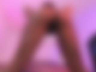 Lauren Saenz's Live Sex Cam Show