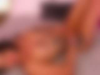 Lauren Saenz's Live Sex Cam Show