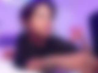 Lauren Saenz's Live Sex Cam Show