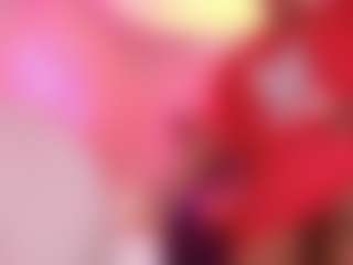 Live cam show with Lauren Saenz - Ebony MILF on Camsoda