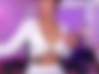 Live cam show with Lauren Saenz - Black MILF on liverealitysex.com
