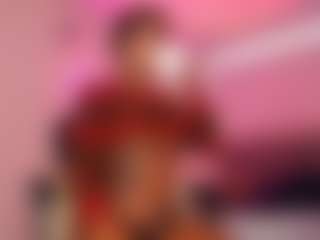 Live cam show with Lauren Saenz - Athletic Ebony on live.xheat.ai