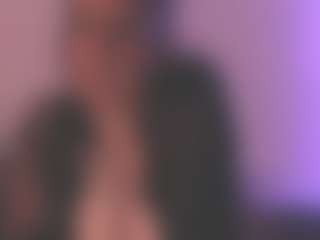 Live cam show with harleyslut - Garter on Cam Slut