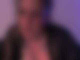 Live cam show with harleyslut - Garter on https://playwithruby.com
