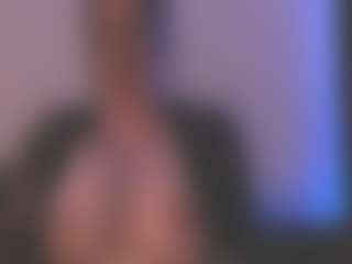Live cam show with harleyslut - Garter on Camming Site