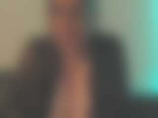 Live cam show with harleyslut - Garter on liverealitysex.com