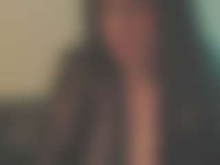 harleyslut MILF webcam performer live streaming