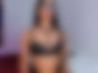 Live cam show with Steffany Redx - BBW on crypto-cams