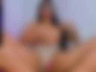 Live cam show with Steffany Redx - Amateur on luckytryst.com
