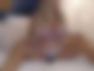 AlexisFox's Live Sex Cam Show