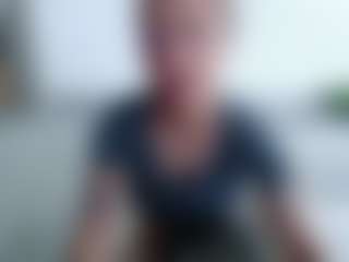 Live cam show with Deidi - Erotic Dance on Fling VIP Chat
