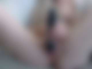 Live cam show with Deidi - Petite on Camsoda