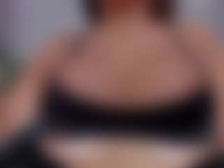 Live cam show with Fabiana BIG BOOBS - Hush on Gym Cam Girls