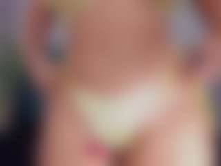Live cam show with Fabiana BIG BOOBS - Thick on Chatstar