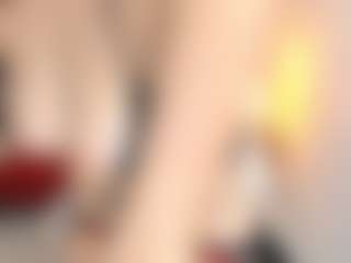 mariann-1 MILF webcam performer live streaming