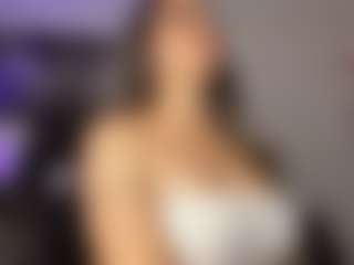 Live cam show with Adri Rogers - Twerking on Mixed Magazine Live