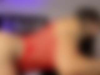 Live cam show with Adri Rogers - Blondie on madthumbs