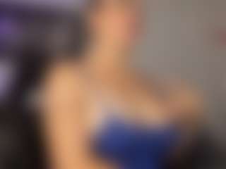 Live cam show with Adri Rogers - Twerking on Camsoda