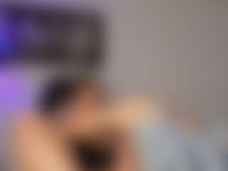 Adri Rogers's Live Sex Cam Show