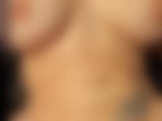 Adri Rogers's Live Sex Cam Show