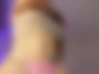 Adri Rogers's Live Sex Cam Show