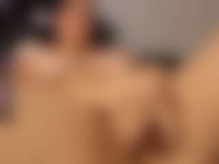 Adri Rogers's Live Sex Cam Show