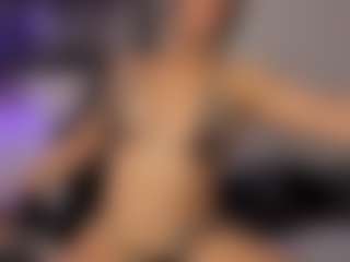 Adri Rogers's Live Sex Cam Show