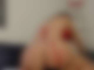 Adri Rogers's Live Sex Cam Show