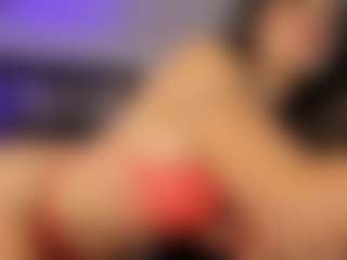 Adri Rogers's Live Sex Cam Show