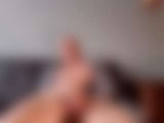 Moggleflop's Live Sex Cam Show