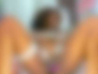 Live cam show with nalajoyce - Ebony Teen (18+) on Chatstar