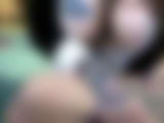 Live cam show with pamelagunns - Mature on Camsoda