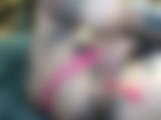 pamelagunns's Live Sex Cam Show