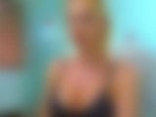 Live cam show with Allie - Spank on Camsoda