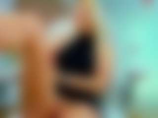 Live cam show with Allie - Moaning on Milf Play