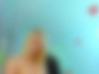 Live cam show with Allie - Office on Camsoda