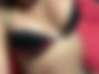 Live cam show with jennermd - MILF on AdultVida.com