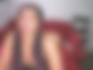 Live cam show with KarinaKat - Brown Eyes Black on Camsoda