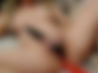 Live cam show with ilaiza - Brown Hair MILF on Camsoda